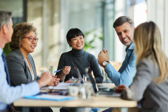 O que acontece quando empresas de setores diferentes se sentam à mesma mesa?